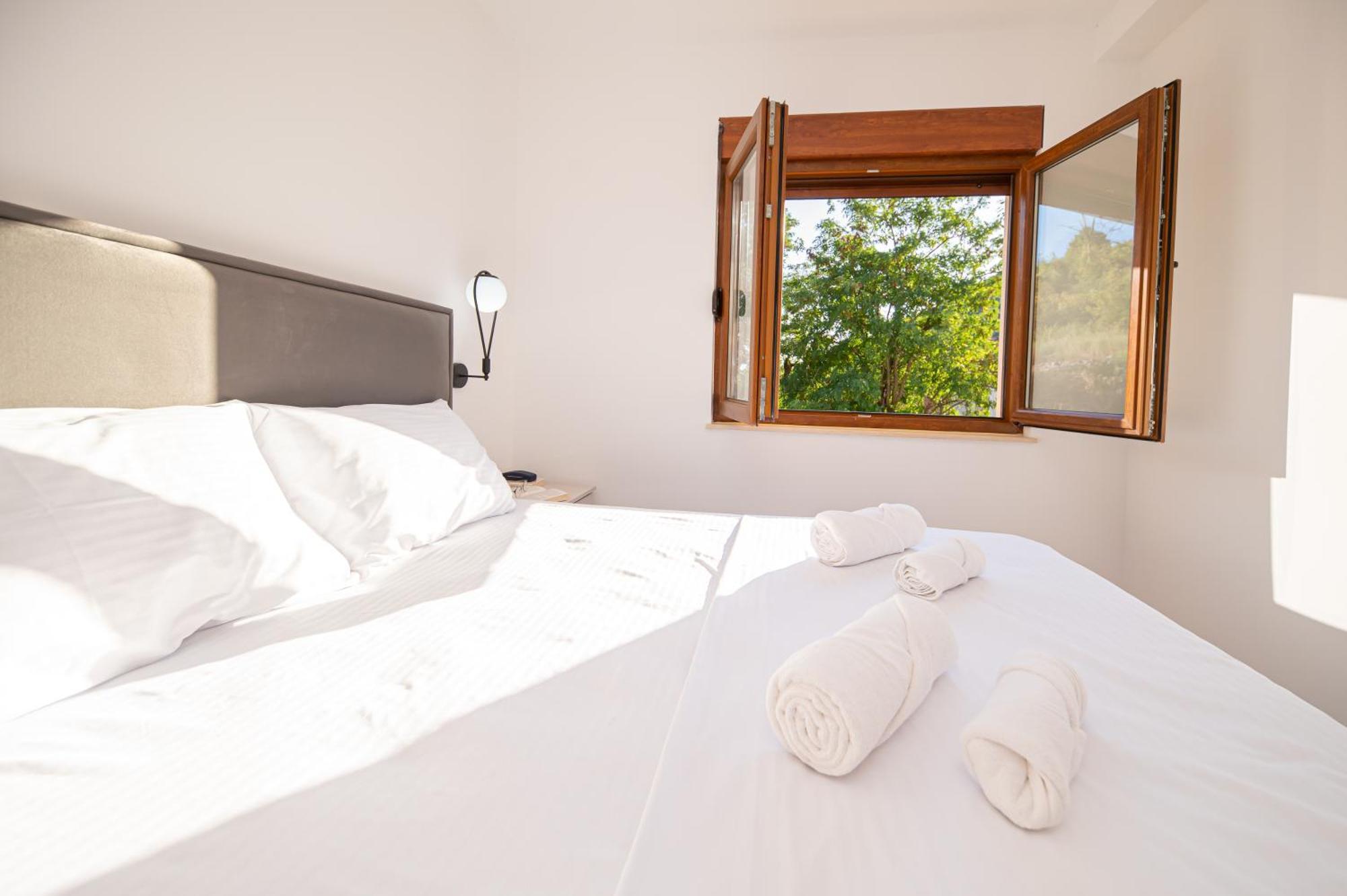 Red Hill Apartment Котор Екстериор снимка