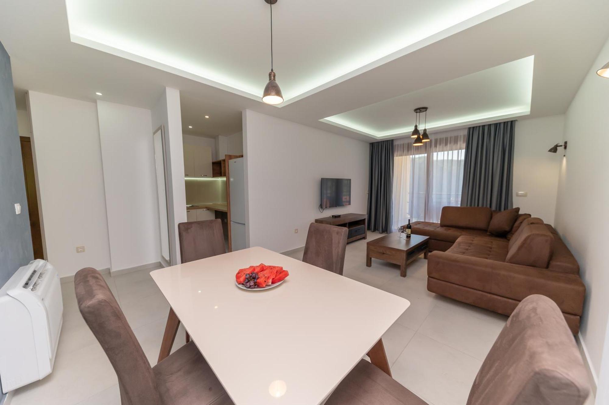 Red Hill Apartment Котор Екстериор снимка