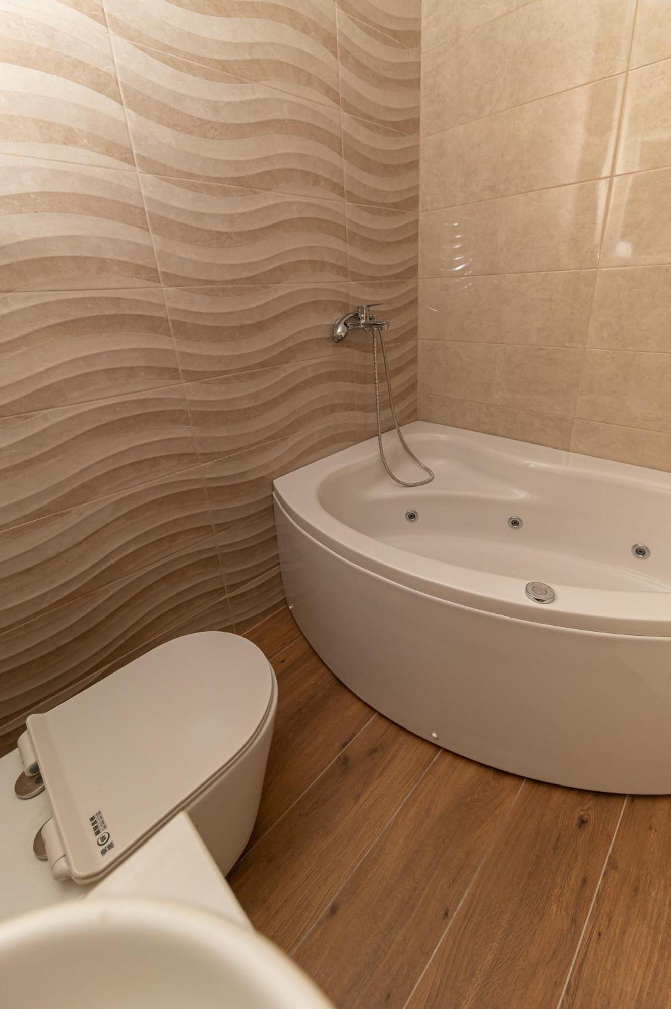 Red Hill Apartment Котор Екстериор снимка