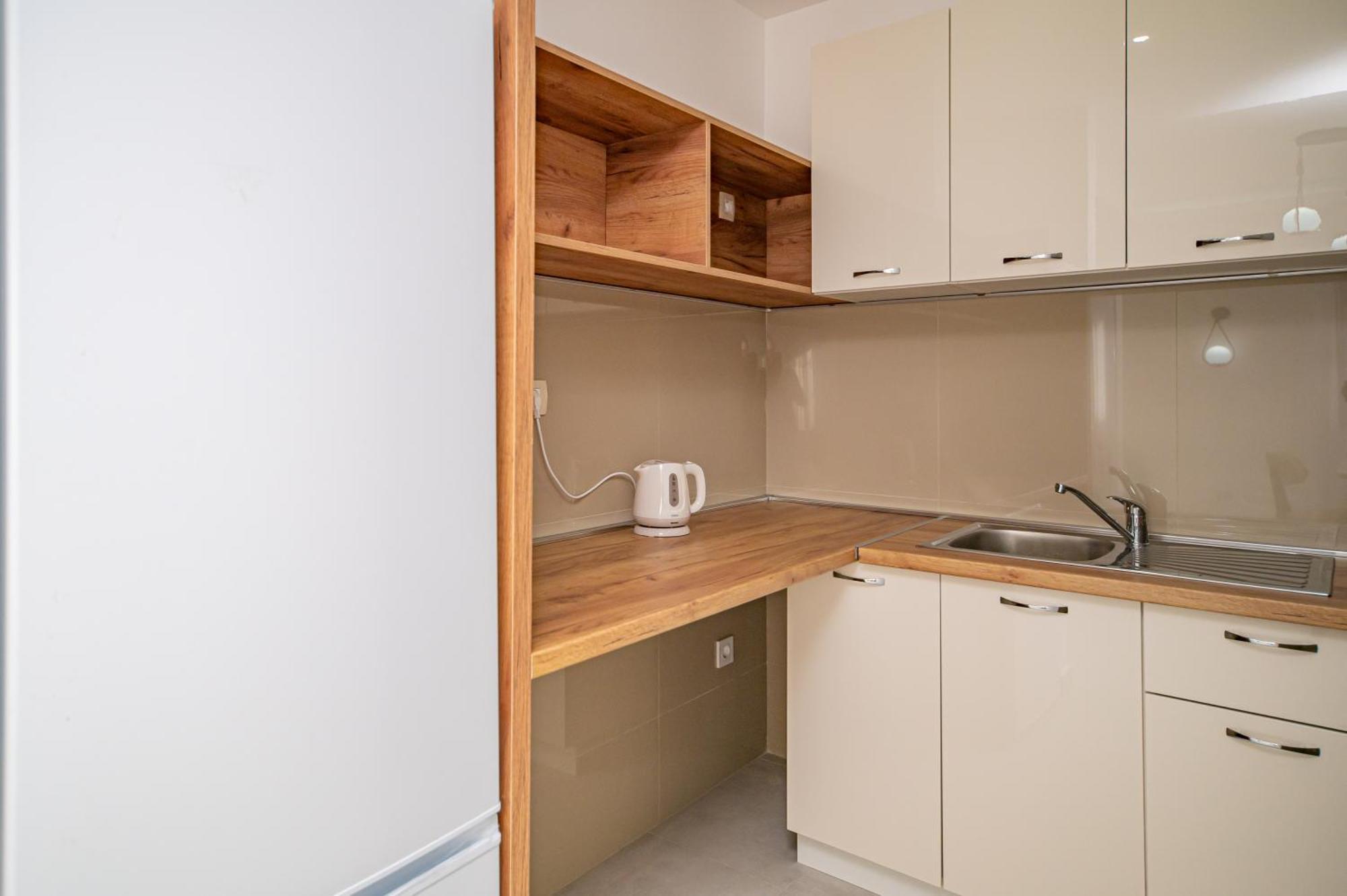 Red Hill Apartment Котор Екстериор снимка