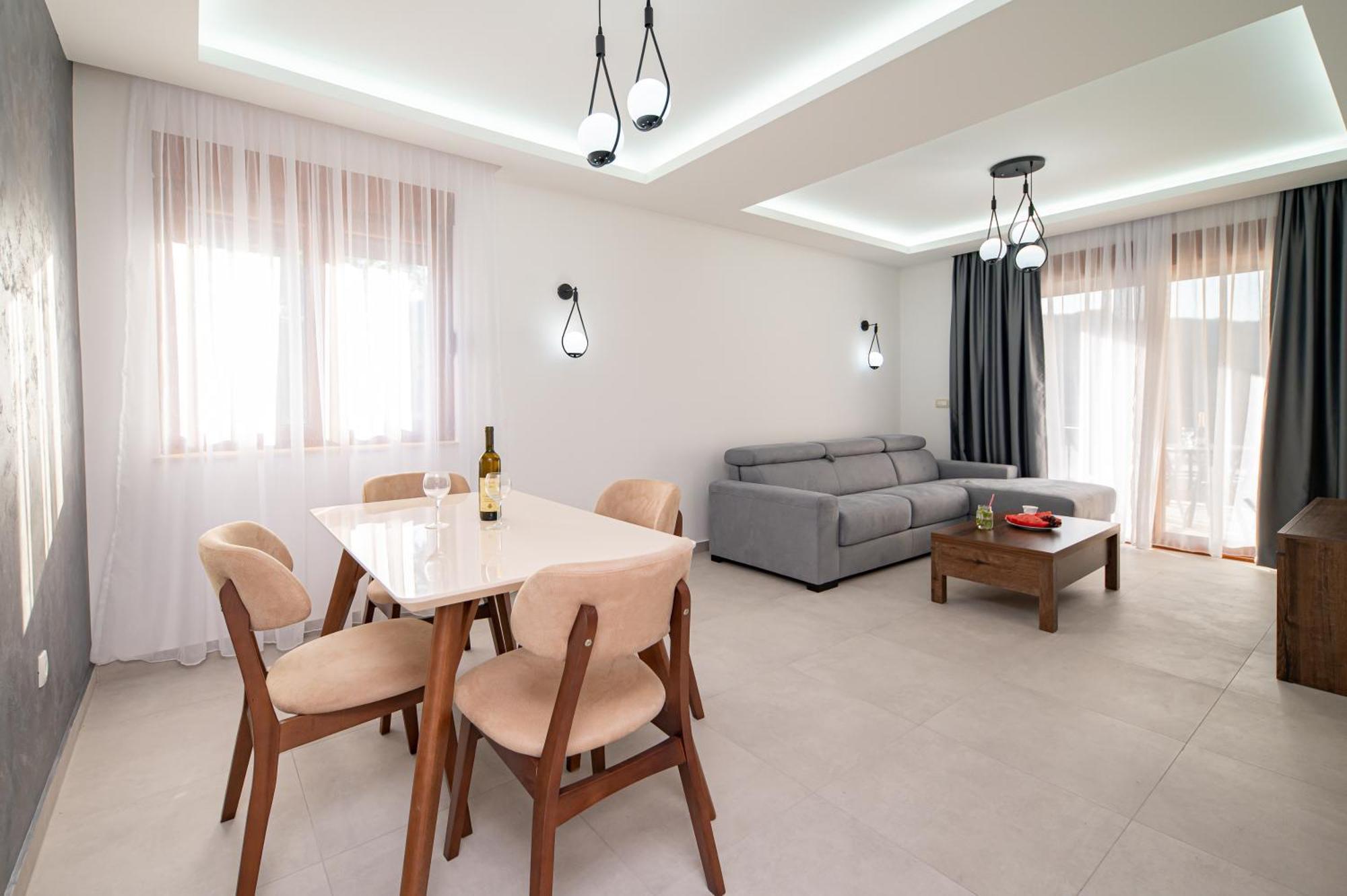 Red Hill Apartment Котор Екстериор снимка