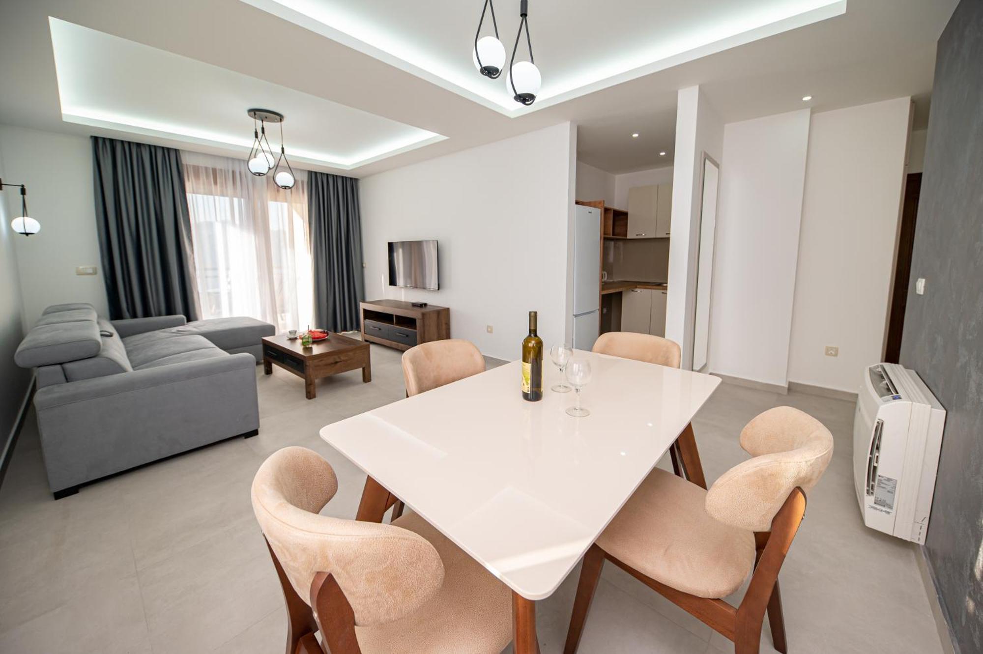 Red Hill Apartment Котор Екстериор снимка